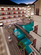 Swimming Pool - Sun Island Boutique Hotel, Kuta, Bali