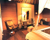 Bedroom, Waka Maya