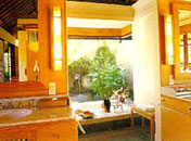Bathroom, Wantilan Golf Villas